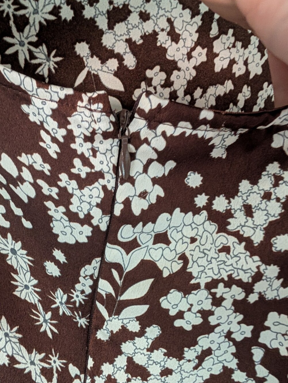 Heartloom Chocolate Brown Floral Halter Midi Dress Size M Asymmetrical Hem - Picture 5 of 8